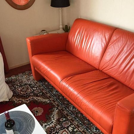 2 Bedroom Awesome Home In Tzummarum מראה חיצוני תמונה